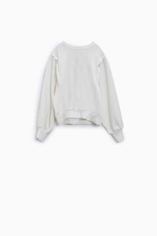 Witte sweater met lange mouwen en gestikte details aan de zijkanten