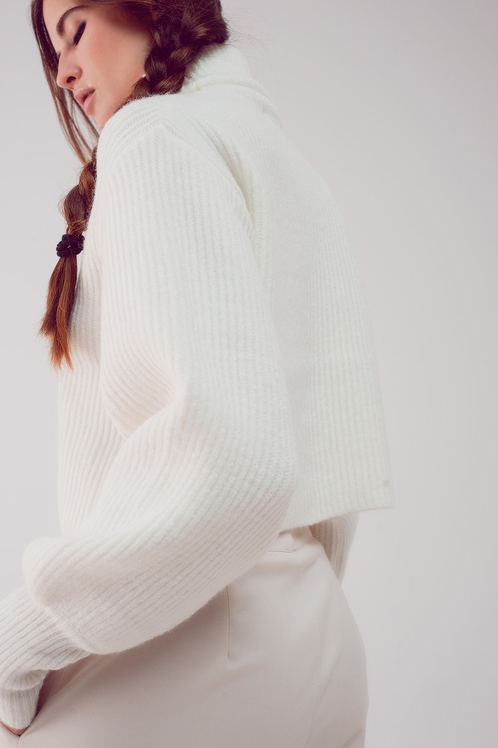 Creme Kleurige High Neck Trui – Stijlvolle en Comfortabele Trui