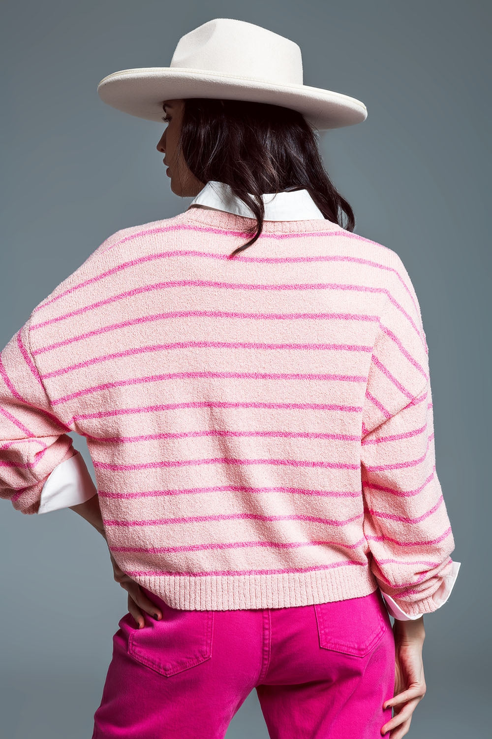 Sweater met drop shoulders en fuchsia strepen